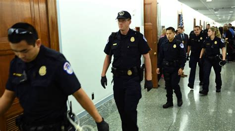 US Capitol Police Accused of Illegally Entering GOP Offices, Taking Pictures of Protected Documents
