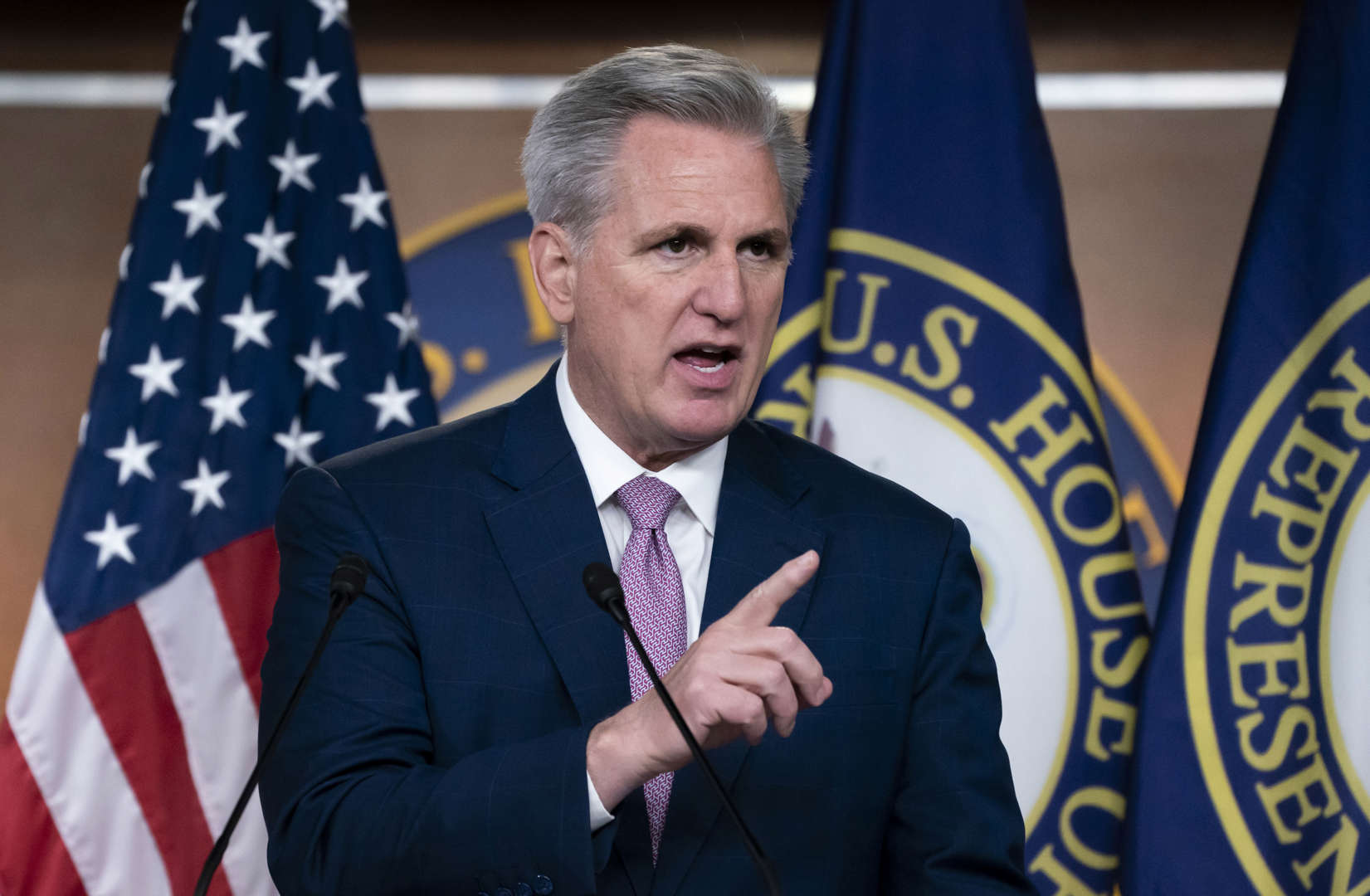 Kevin McCarthy breaks with McConnell, will oppose $1.7T omnibus bill