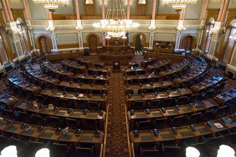 After abortion vote, Kansas lawmakers’ power back on ballot