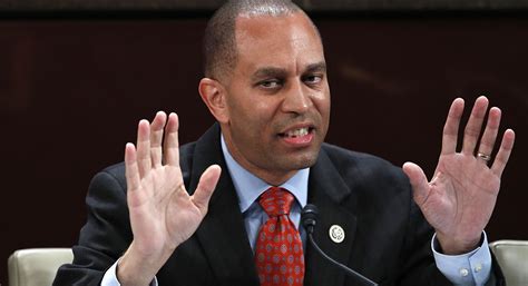 Top House Dem Jeffries ‘Gaslighting’ on Biden Probes